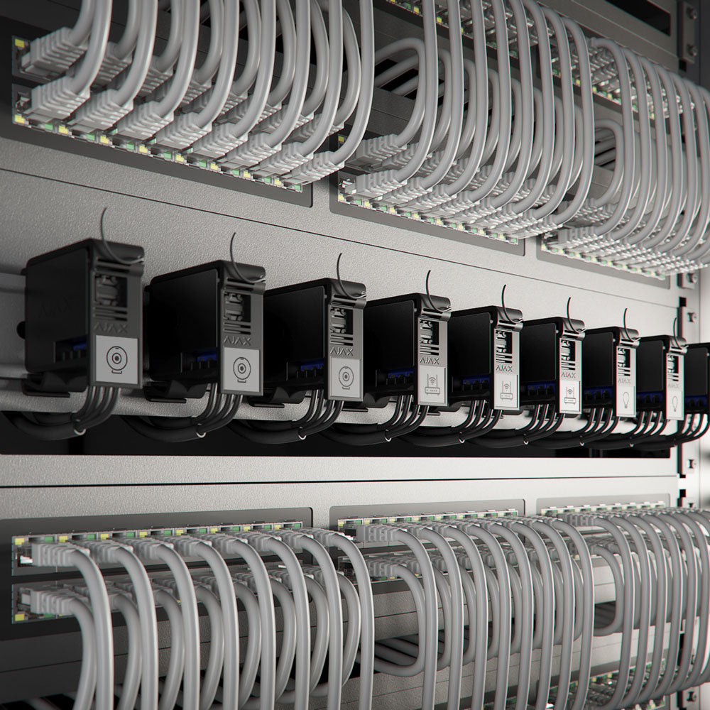 AJAX - DIN HOLDER BLACK Βάση στήριξης Relay ή Wall Switch για τοποθέτηση σε ράγα.